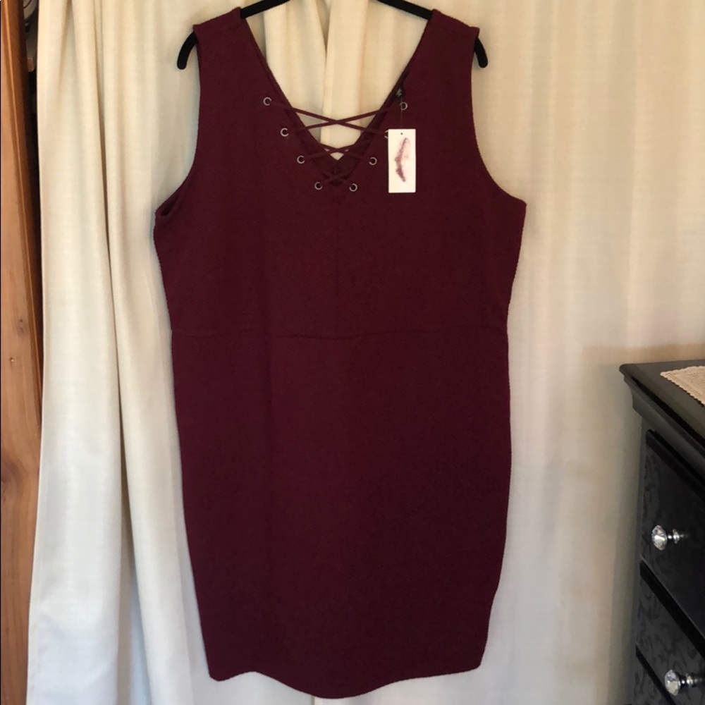 New Burgundy Coktail Dress Eyelet Laceup